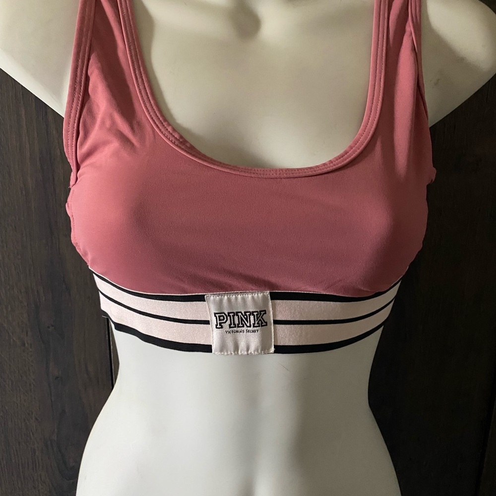 PINK Victoria's Secret Sports Bra